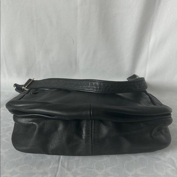 D'Onofrio Classic Black Leather Travel Shoulder Bag Purse 🌺🌺 - Picture 3 of 7